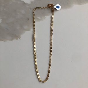 Miranda Frye gold chain